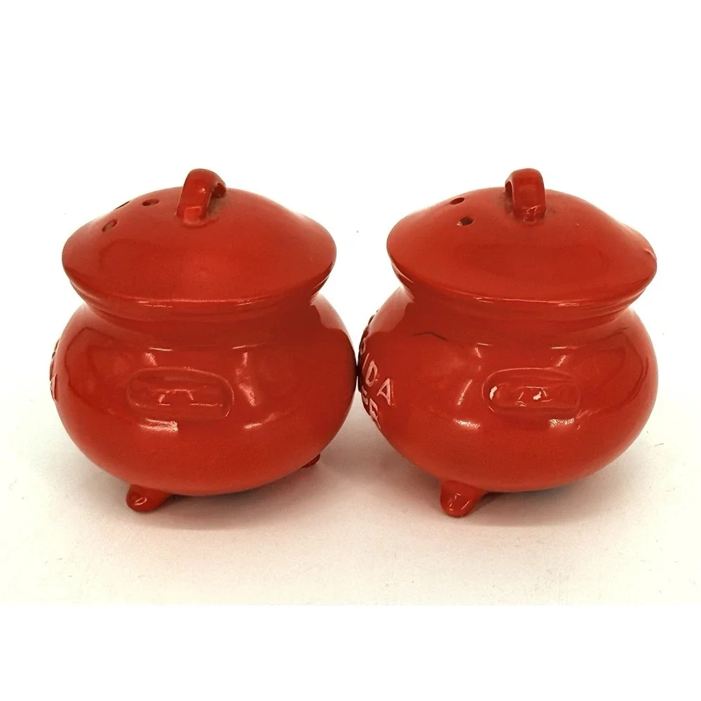 Vtg Collectible Lego Footed Red Kettle Florida Salt & Pepper Shakers 3x3